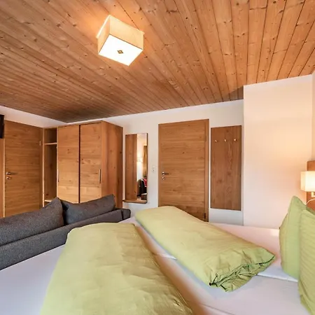 Haus Hochland Gæstehus Tux