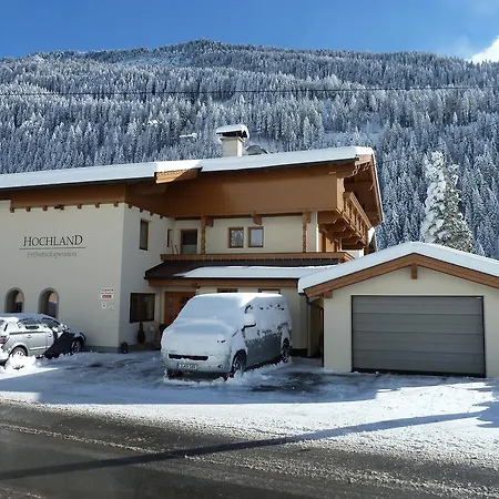 Pensionat Haus Hochland 3*