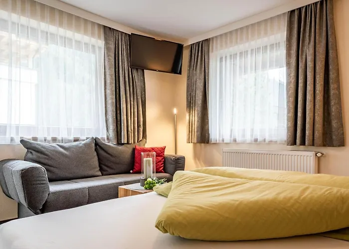 بيت ضيافة Haus Hochland 3*