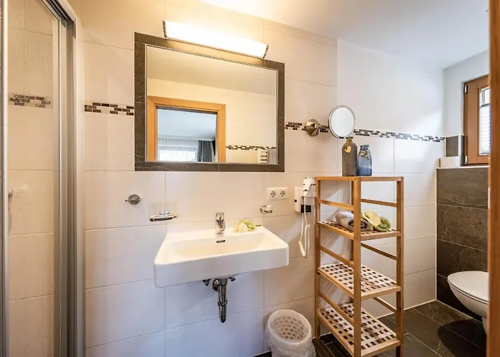 Haus Hochland بيت ضيافة