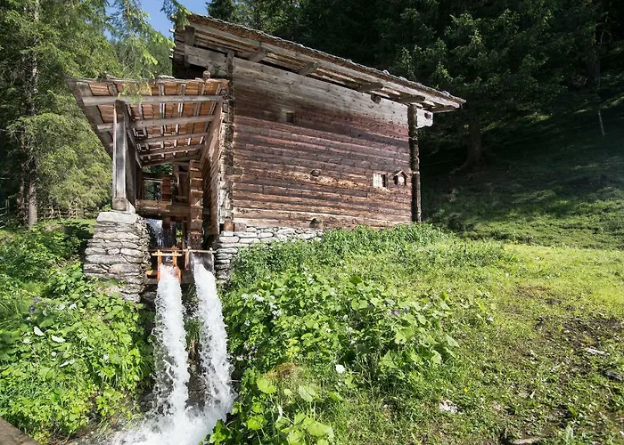 Haus Hochland بيت ضيافة 3*